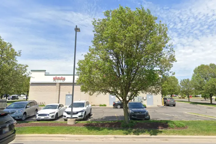 Xfinity – 199 County Road 6 W