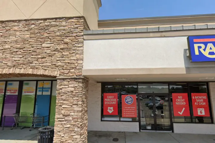 Xfinity – 2115 Windsor Spring Road STE 19