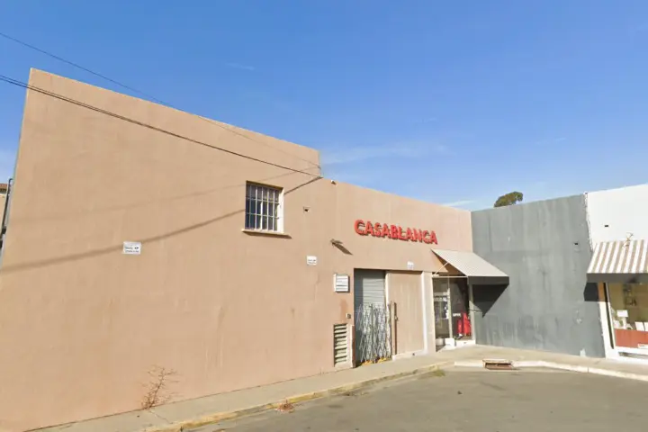 Xfinity – 22343 Foothill Boulevard