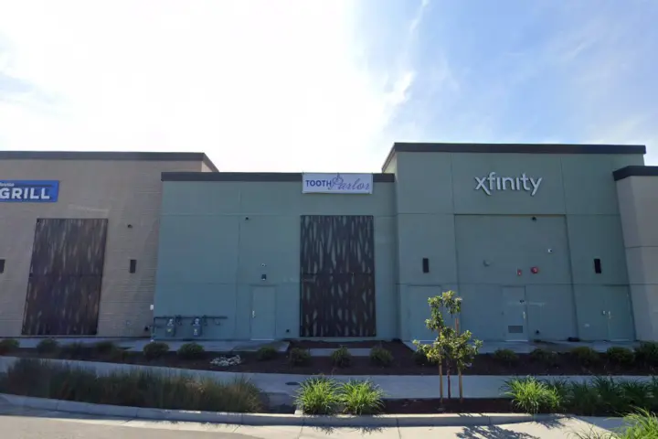 Xfinity – 2394 Evergreen Pl Suite 20