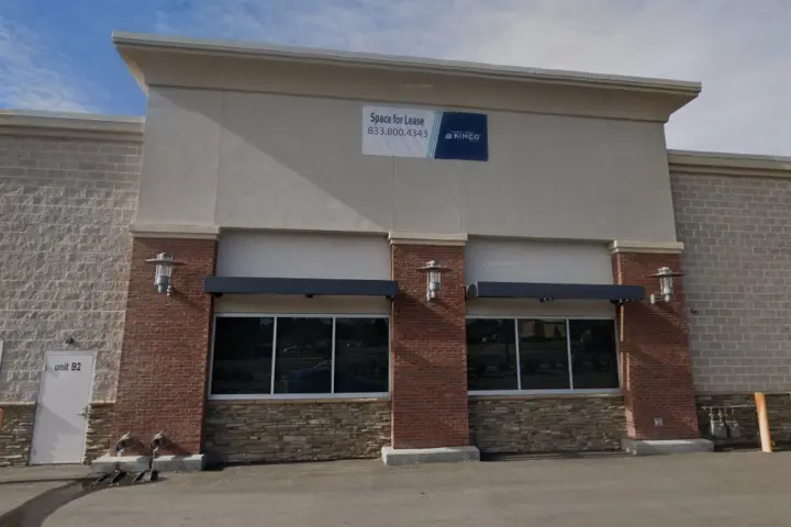 Xfinity – 2495 S Havana Street Suite C2