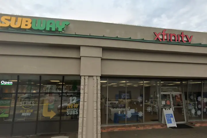 Xfinity – 26350 Eastgate Blvd