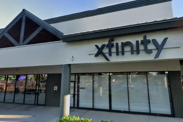 Xfinity – 277 SW Port St Lucie Blvd
