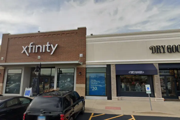 Xfinity – 303 Veterans Pkwy # 125