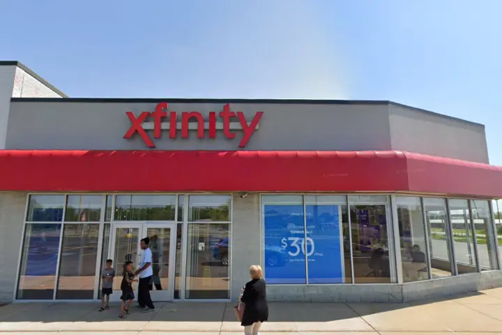 Xfinity – 3199 East Lincoln Highway