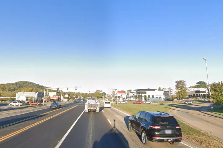 Xfinity – 349 S. Illinois Ave