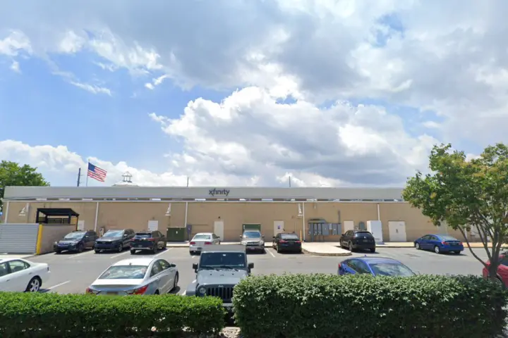 Xfinity – 36461 Seaside Outlet Drive 1910