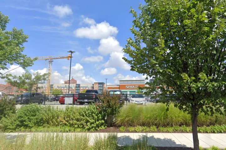 Xfinity – 3814 Boston Street