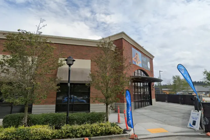 Xfinity – 401 NE Northgate Way Suite 1103A