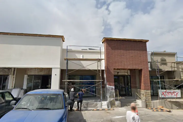 Xfinity – 4093 Riverdale Road
