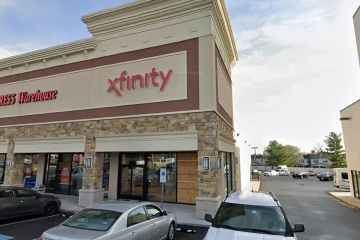 Xfinity – 4504B City Ave