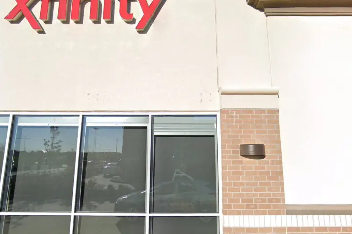 Xfinity – 4545 East Sam Houston Parkway S