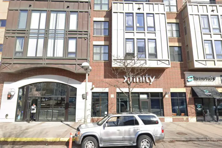 Xfinity – 4620 Excelsior Boulevard