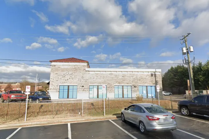 Xfinity – 5132 N. Broadway