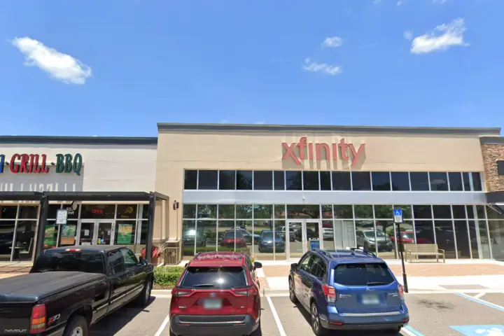 Xfinity – 5231 University Parkway Suite 115