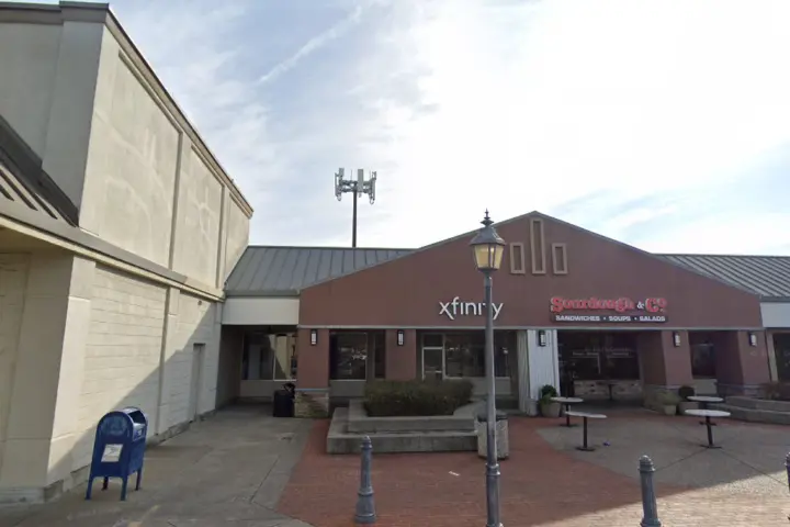 Xfinity – 6350 Commerce Blvd