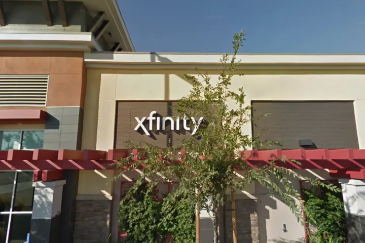 Xfinity – 685 East Betteravia Rd