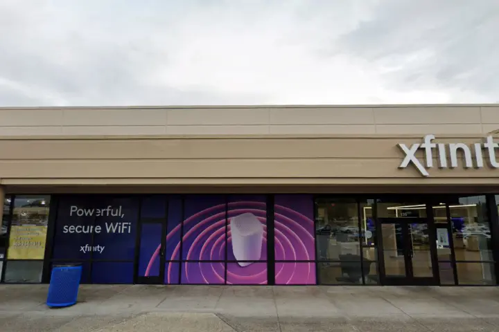 Xfinity – 7809 NE Vancouver Plaza Dr Suite 135