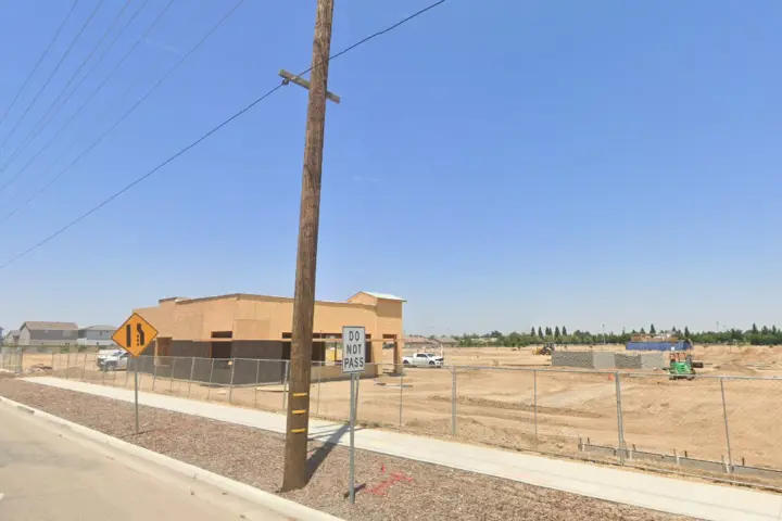 Xfinity – 840 West Riggin Avenue Suite 101