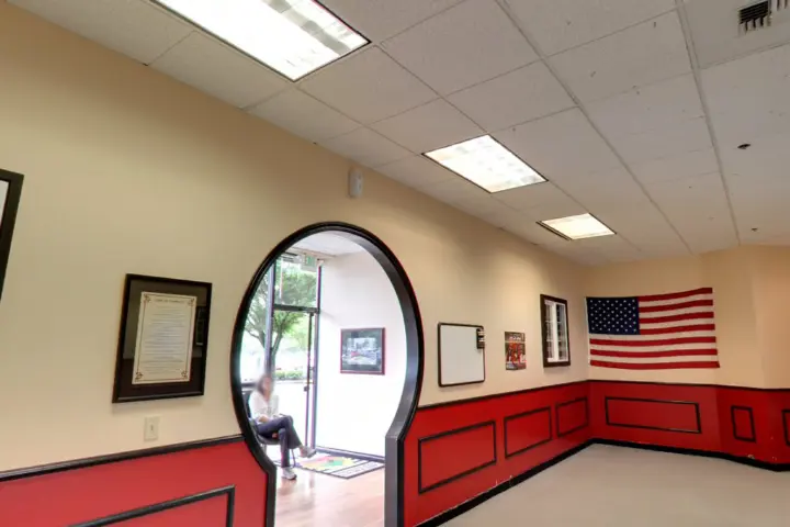 Xfinity – 8900 161st Ave NE, Suite 125