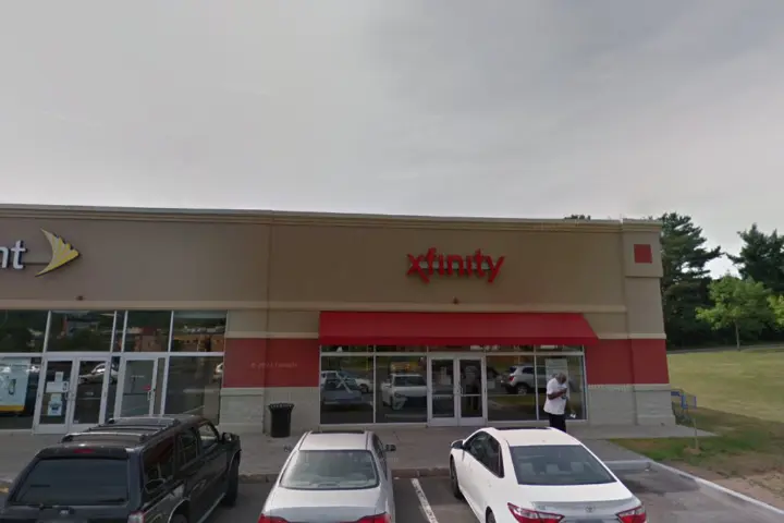 Xfinity – 920 Wolcott Street