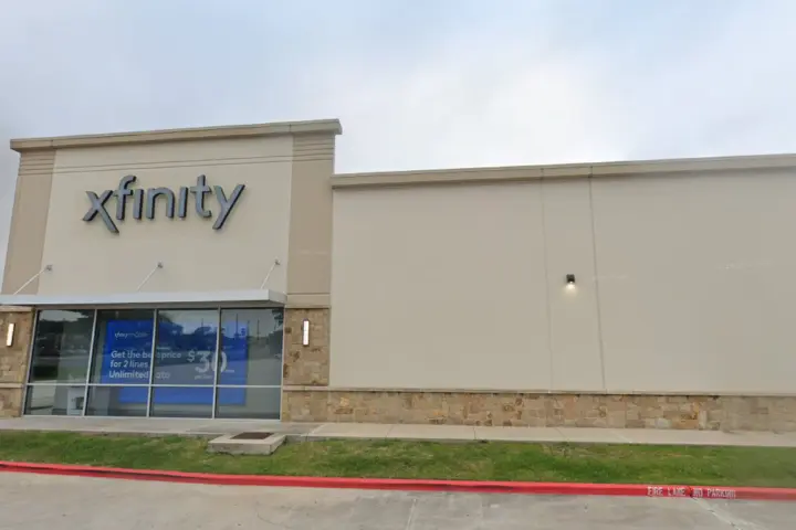 Xfinity – 9477 FM 1960, Suite 400